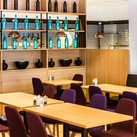 호텔 파크 인 바이 라디슨 센트럴