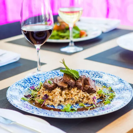 Hotel Park By Radisson