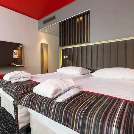 パーク バイ ラディソン セントラル 4* タリン