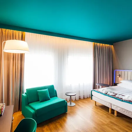 파크 인 바이 라디슨 센트럴 호텔