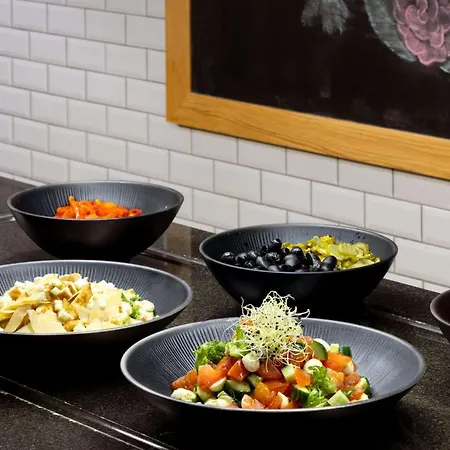 호텔 파크 인 바이 라디슨 센트럴 4*