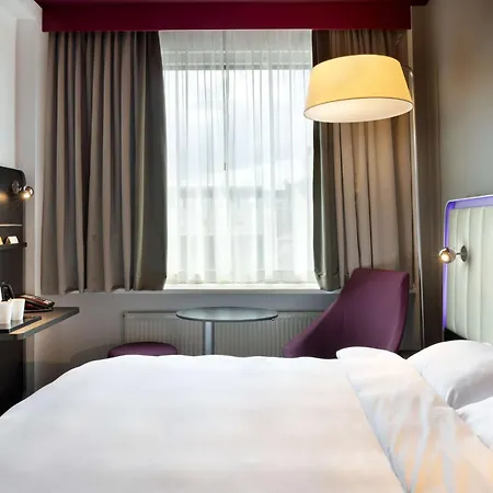 パーク バイ ラディソン セントラル