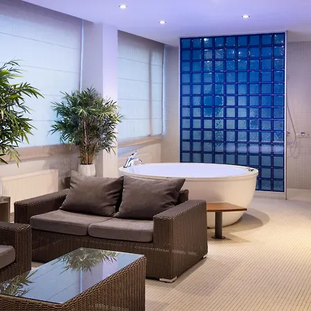 Park By Radisson Hotelli 4*