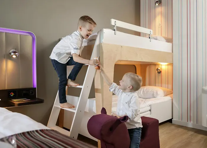 Отель Park By Radisson 4*