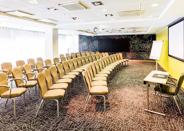 Отель Park By Radisson 4*