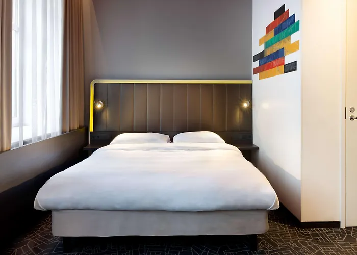 Отель Park By Radisson 4*